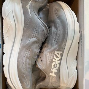 Hoka Clifton 10 Light Gray and White Athletic Shoes size12
